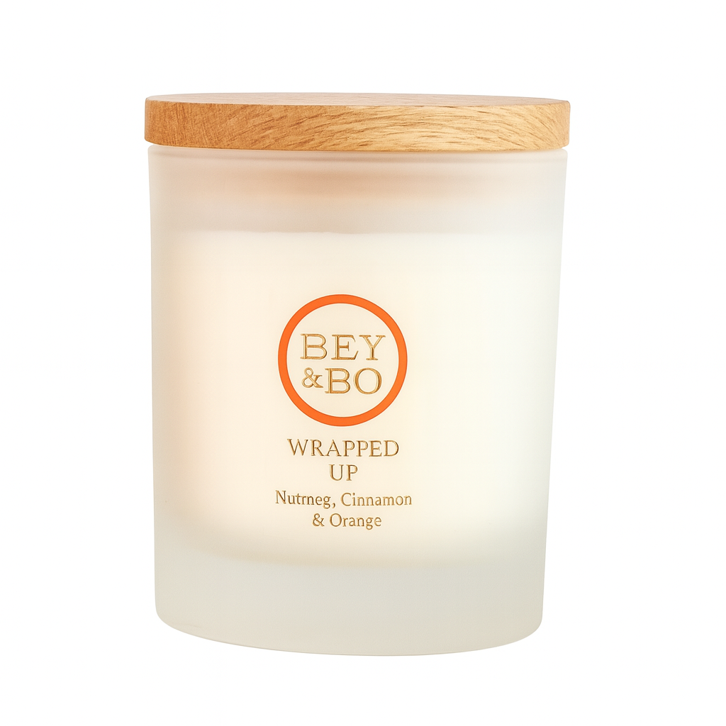 Nutmeg, Cinnamon & Orange Christmas Candle: Wrapped Up